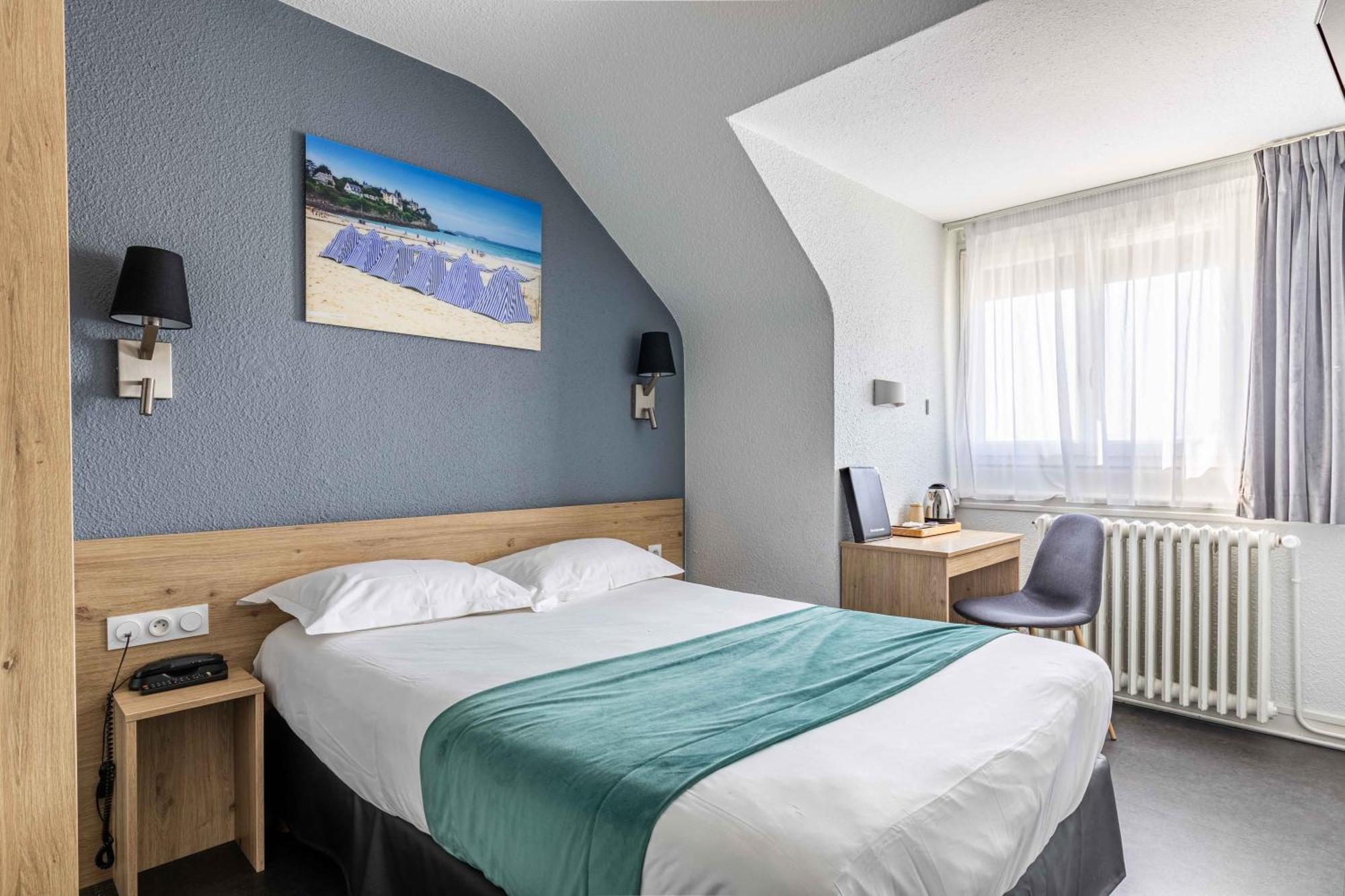 Le Paris Brest Hotel Рен Екстериор снимка